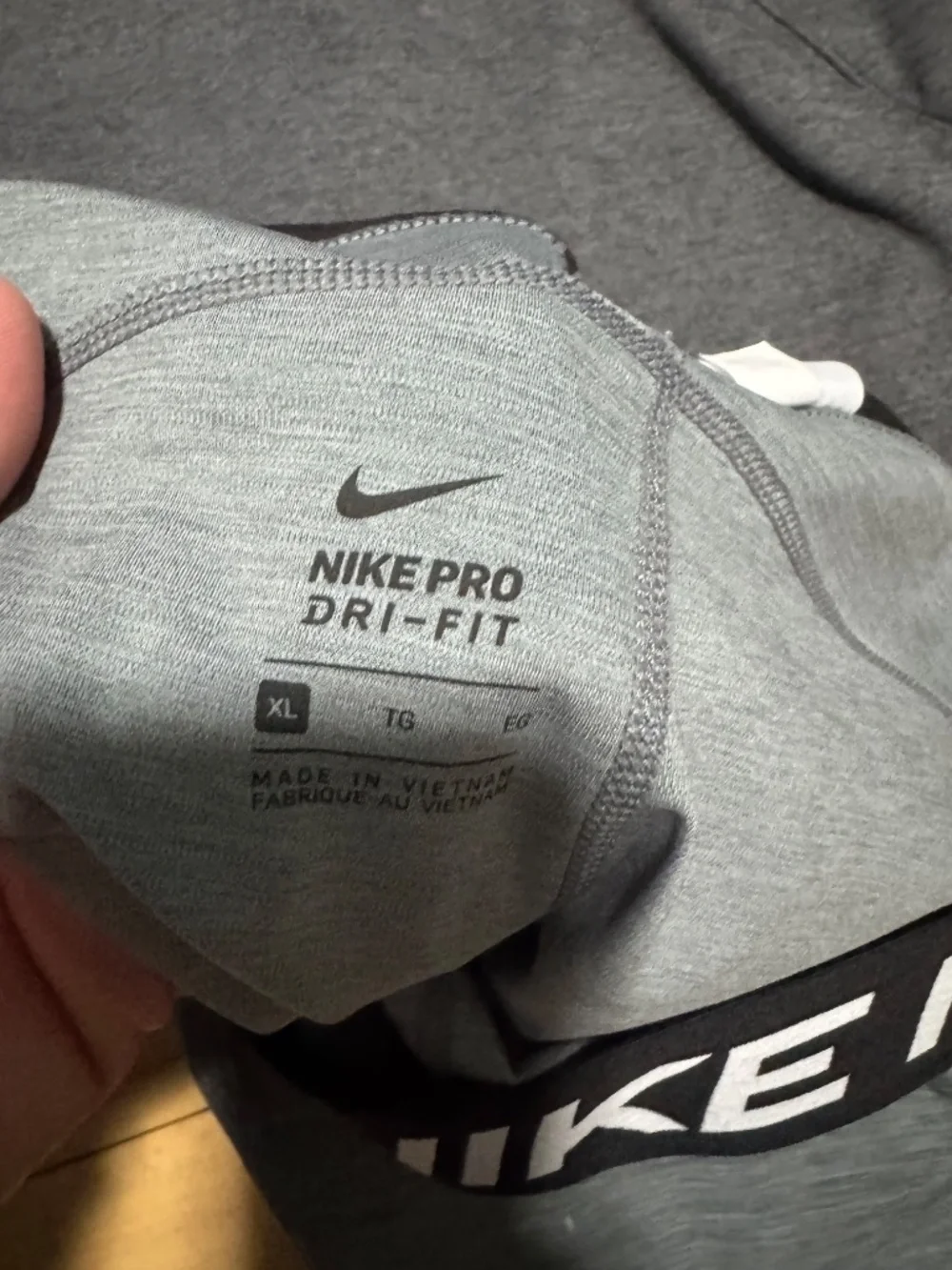 Sweats - Picture 3 of 4